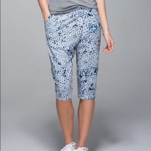 Lululemon Retreat Crops